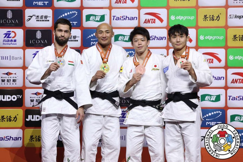 Ё.Басхүү Чиндаогийн гранприд түрүүллээ